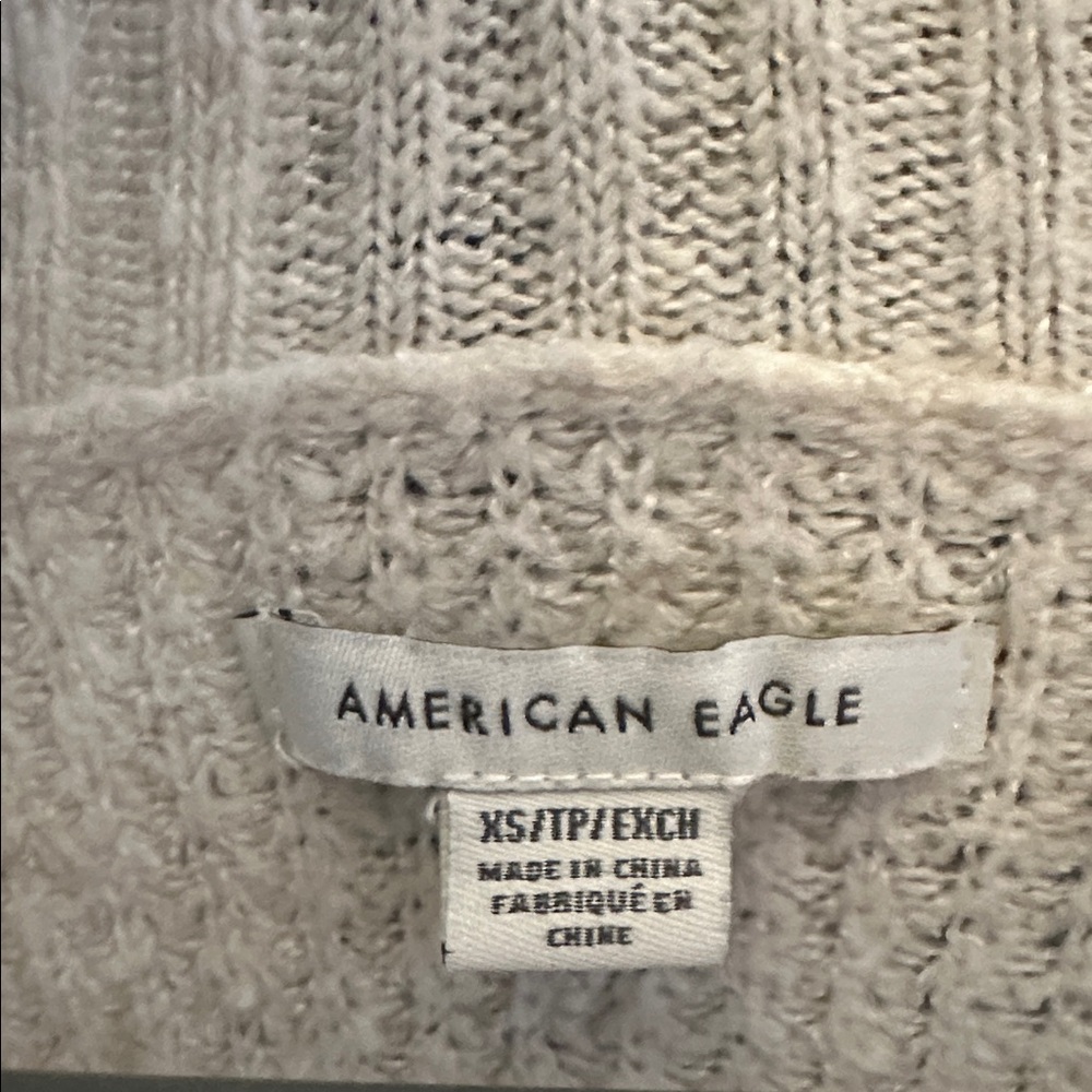 American Eagle Outfitters V-Neck waffle knit Sweater oversized xs - Picture 4 of 5